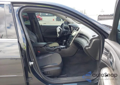 2015 Chevrolet Malibu 1Lt из США, поврежденный, VIN 1G11C5SL9FF332369